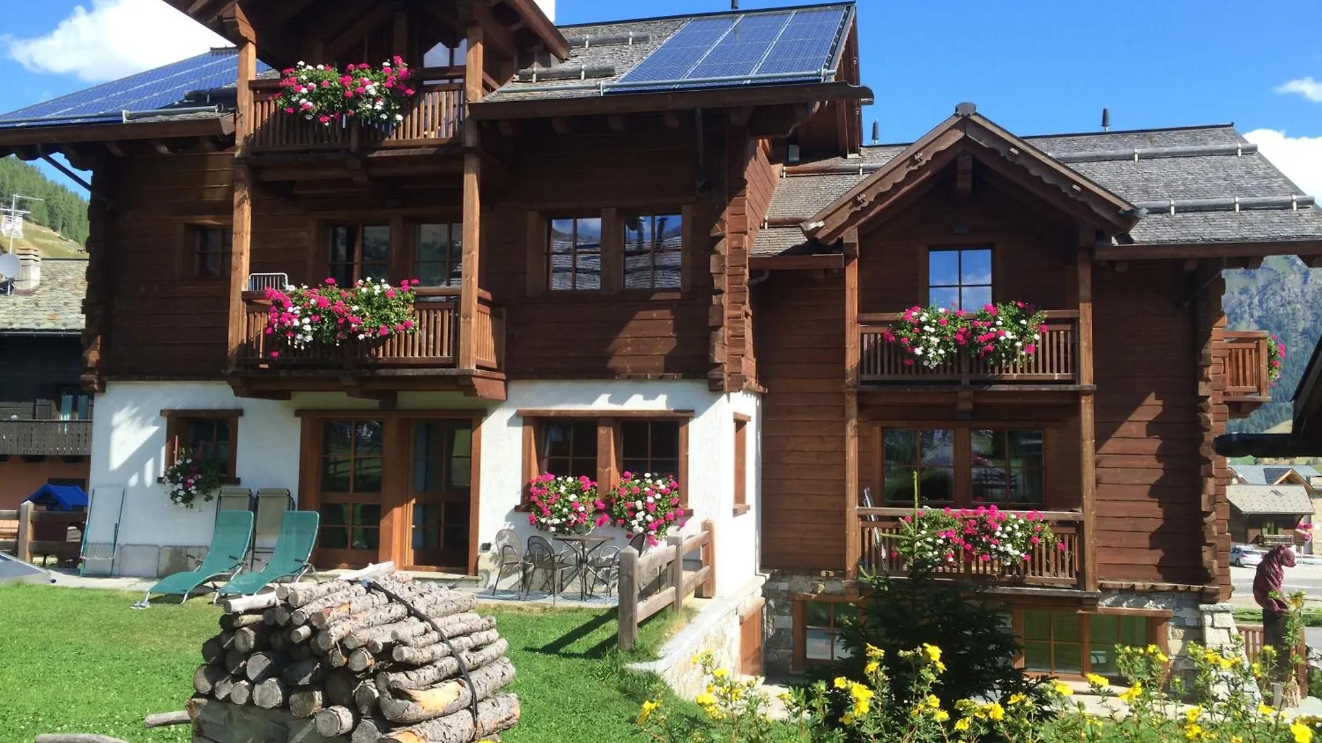 ליביניו Chalet Nada