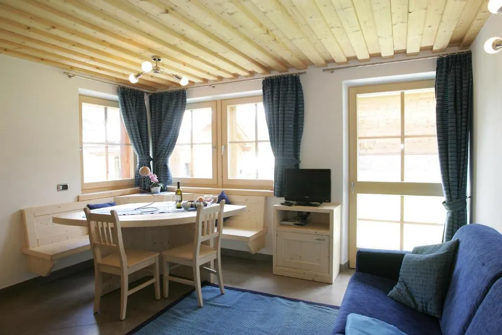 ליביניו Chalet Nada מלון דירות