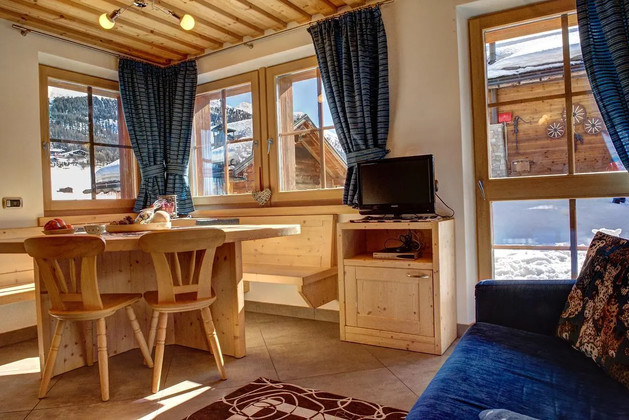 ליביניו Chalet Nada
